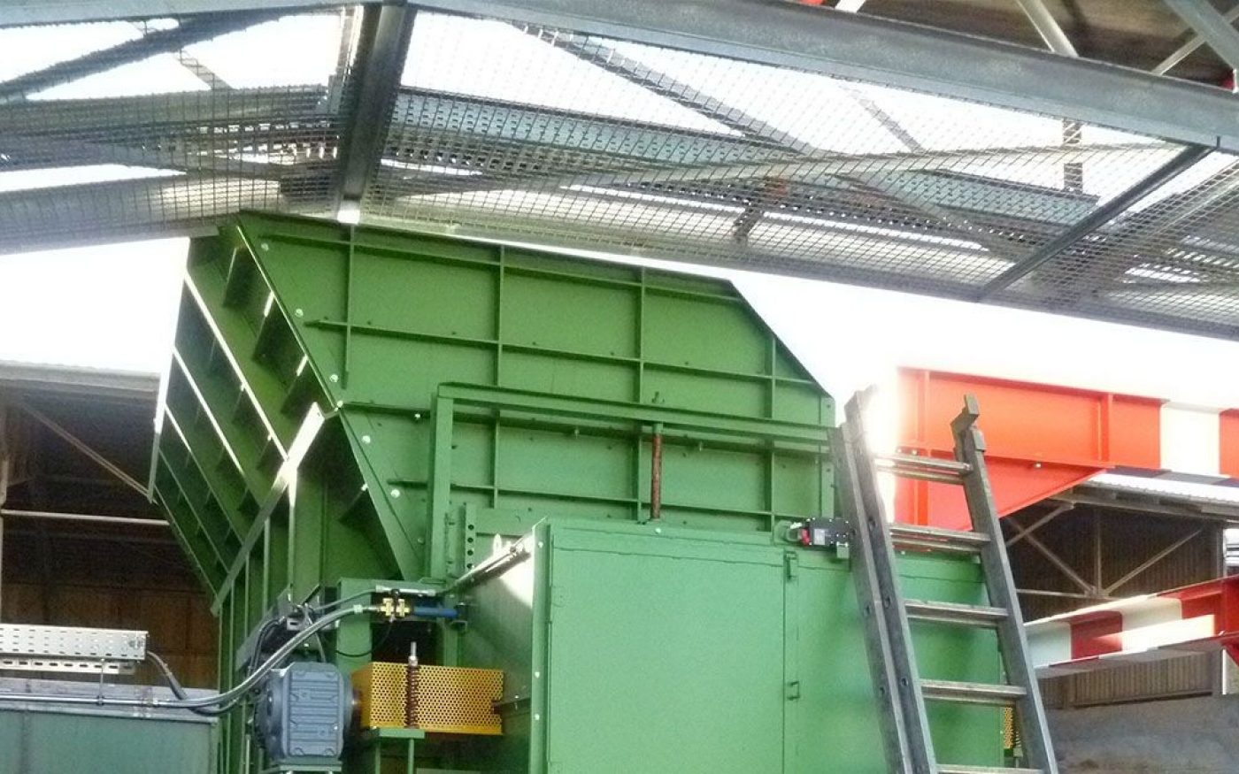 Služby | Skříňové podavače